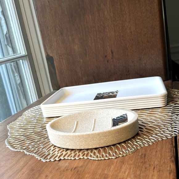Anne Klein Home Modern White Rectangular Tray NEW - Picture 13 of 14